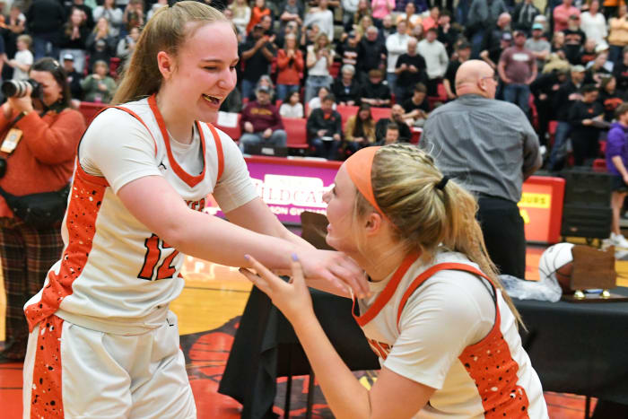 a Silverton Crater 5A Oregon girls basketball final 2024 Leon Neuschwander 67